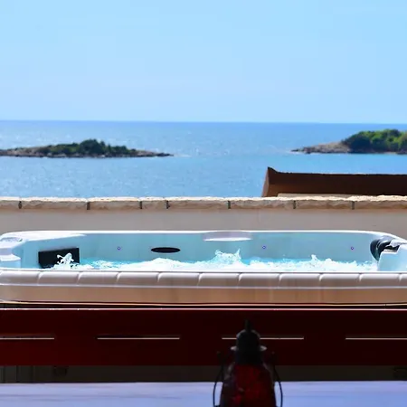 Becir - Pool Villa